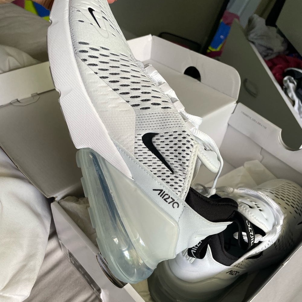 COPY - Brand new white air max 270